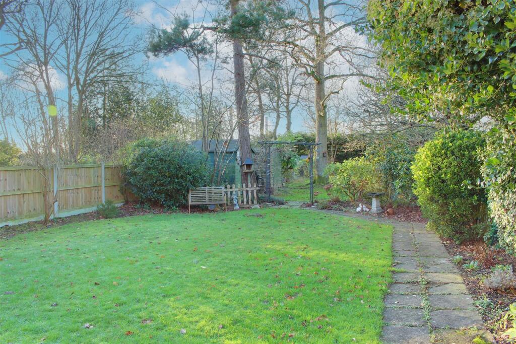 Additional property image - Peplins Way, Brookmans Park