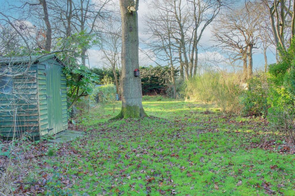 Additional property image - Peplins Way, Brookmans Park