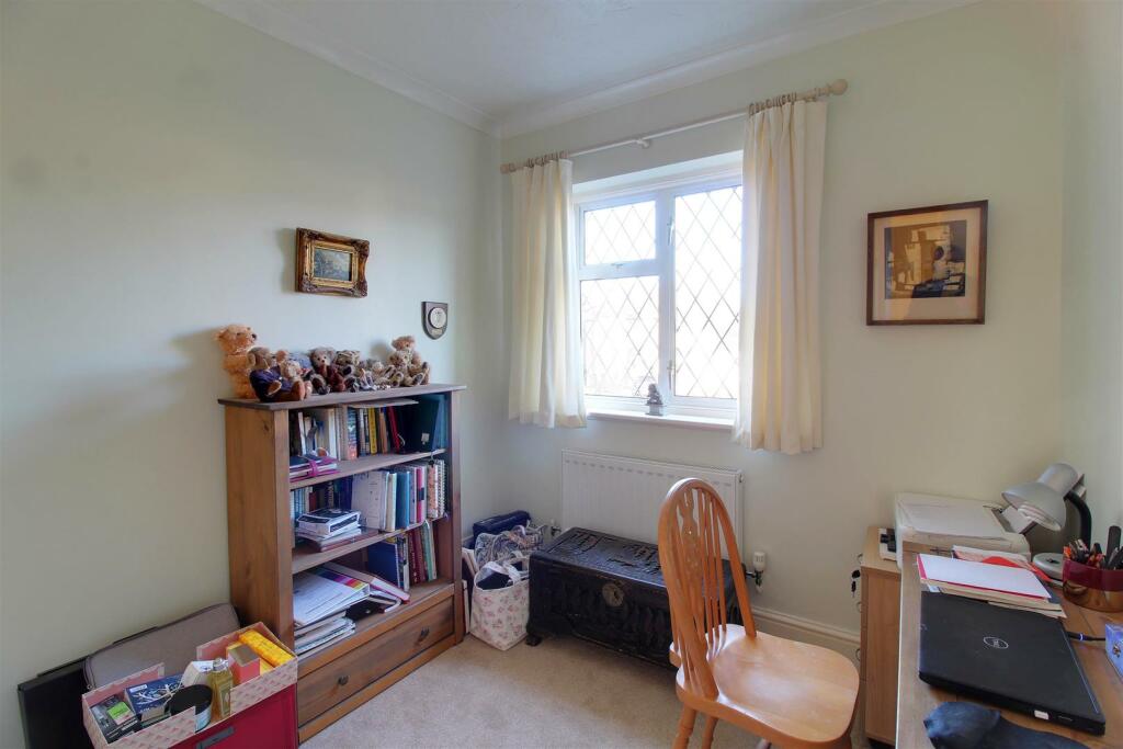 Additional property image - Peplins Way, Brookmans Park