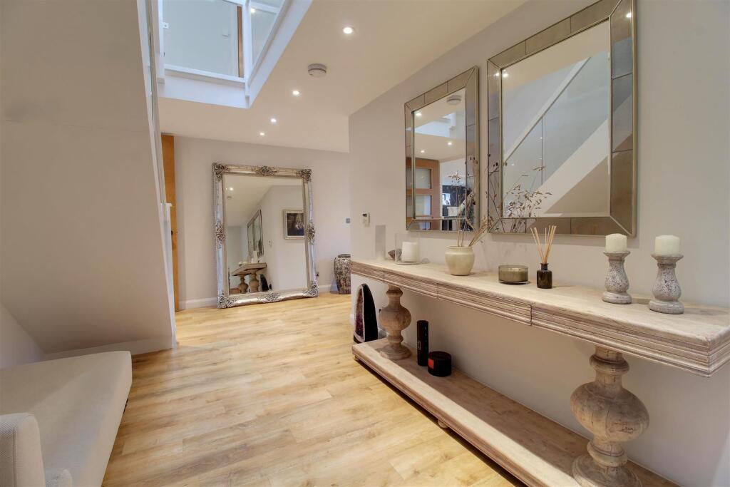 Additional property image - Mymms Drive, Brookmans Park