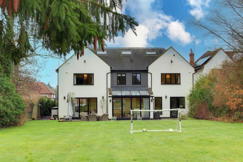 Additional property image - Mymms Drive, Brookmans Park