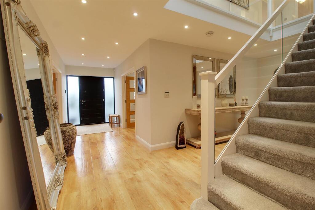 Additional property image - Mymms Drive, Brookmans Park