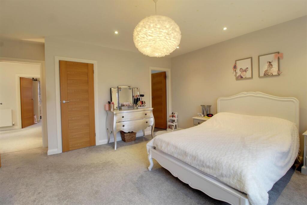 Additional property image - Mymms Drive, Brookmans Park