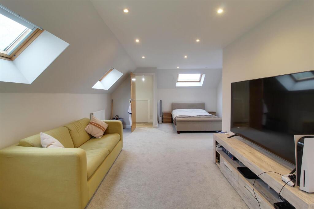 Additional property image - Mymms Drive, Brookmans Park
