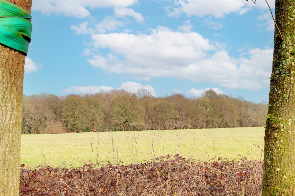 Additional property image - Peplins Way, Brookmans Park