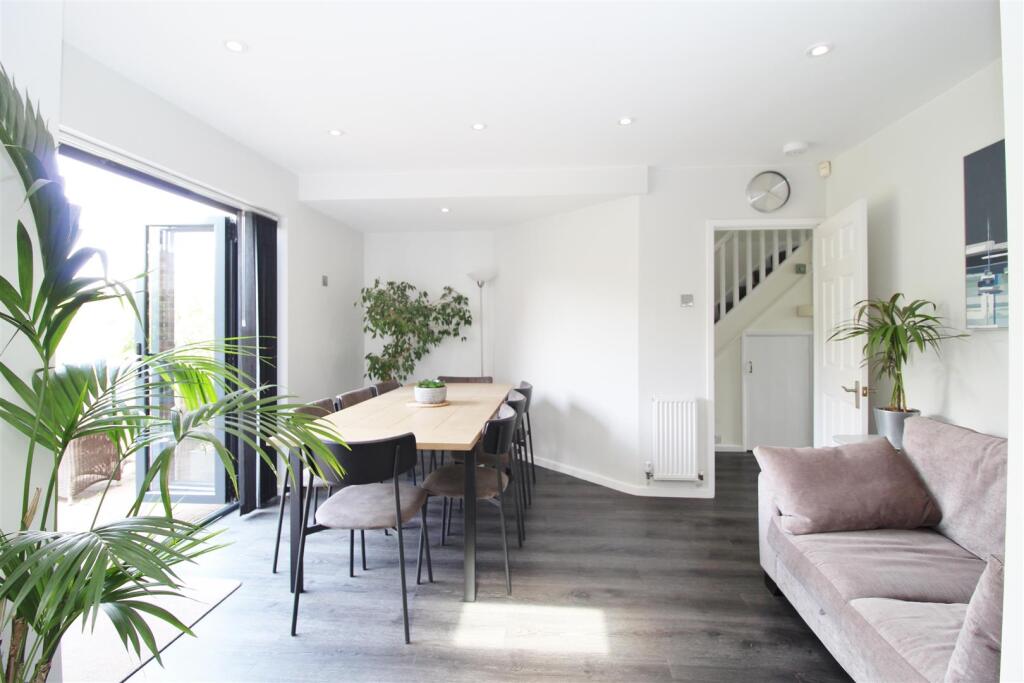 Additional property image - Bradmore Way, Brookmans Park