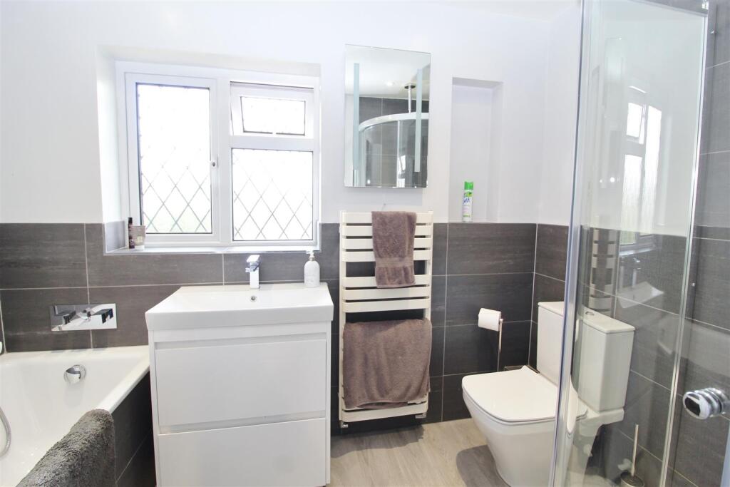 Additional property image - Bradmore Way, Brookmans Park