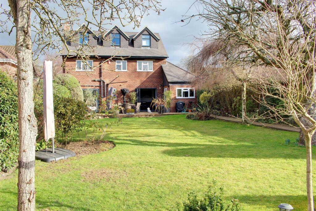 Additional property image - Bradmore Way, Brookmans Park