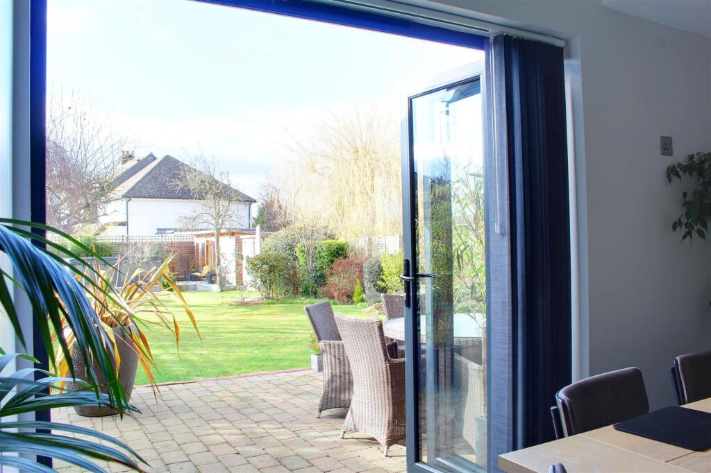 Additional property image - Bradmore Way, Brookmans Park