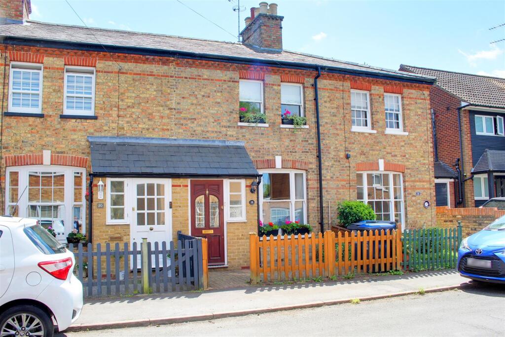 Main image of property: Thornton Road, Little Heath