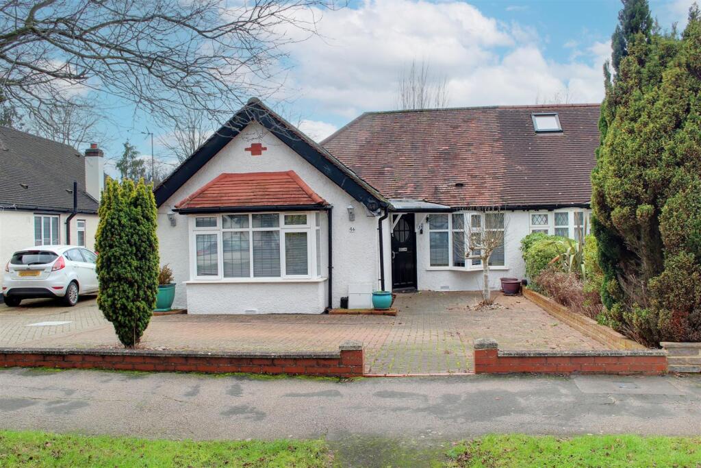 Main image of property: Strafford Gate, Potters Bar