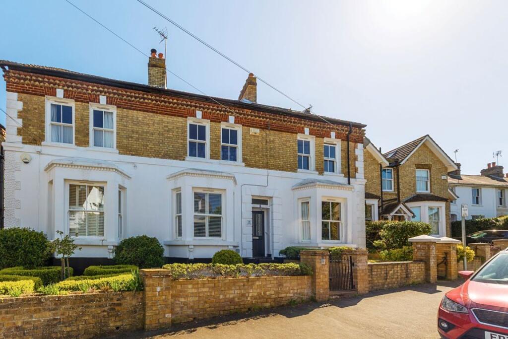 Main image of property: Hitchen Hatch Lane, Sevenoaks TN13 3AU