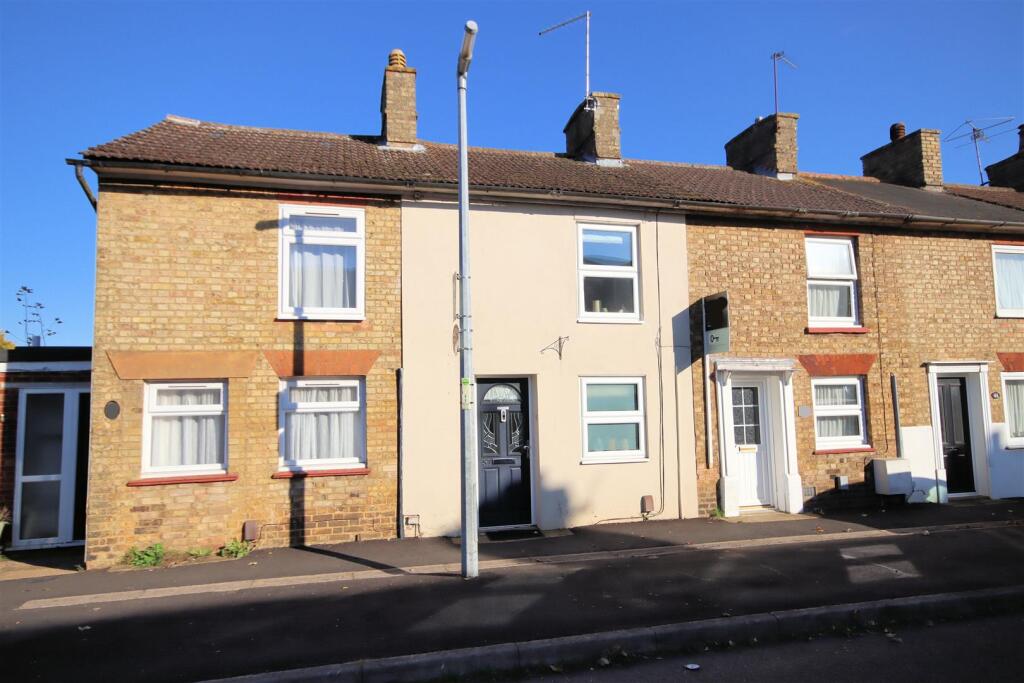 Main image of property: Luton Road, Toddington, Dunstable