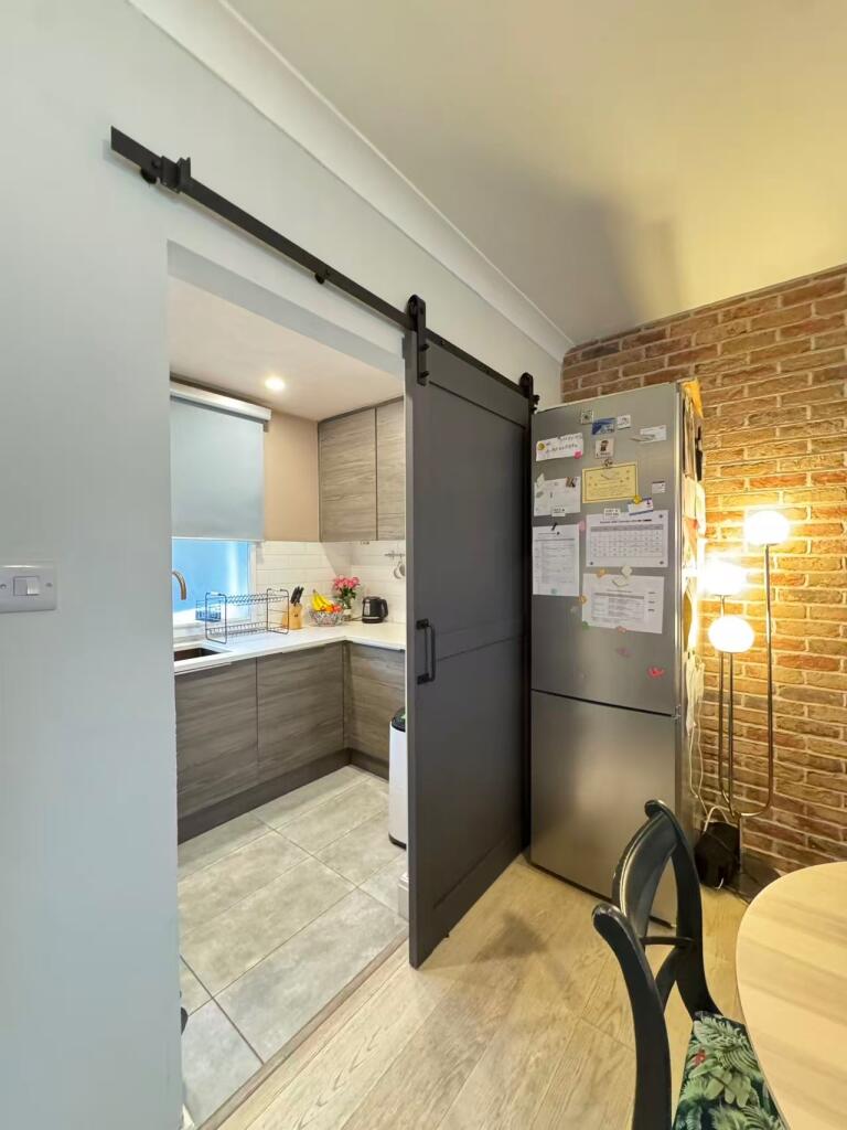 Main image of property: Regent's Pard Rd, Chalk Farm, NW1