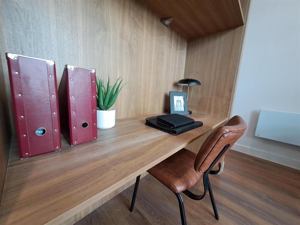 Main image of property: West Waterloo Place, 3 Triskelion Way, Liverpool