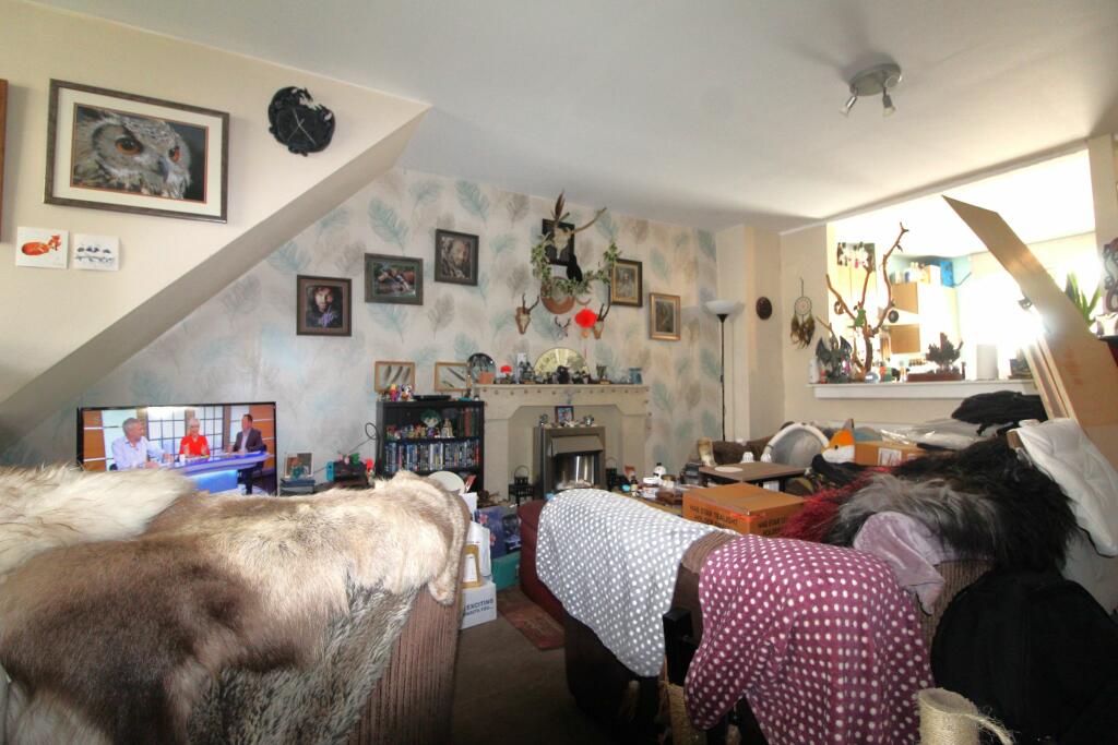 3 bedroom terraced house for sale in Burnley Road, Accrington, BB5