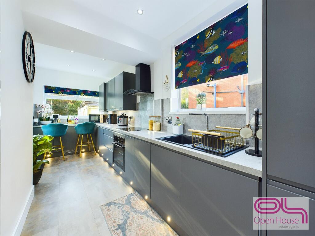 Main image of property: Gaythorne Avenue, Preston