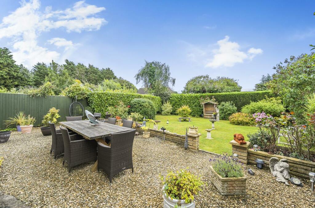 Additional property image - Melrose Avenue, The Ridge, Yate