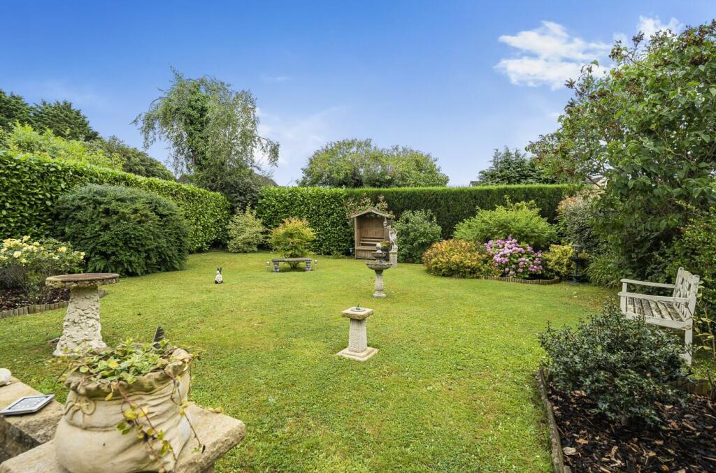 Additional property image - Melrose Avenue, The Ridge, Yate