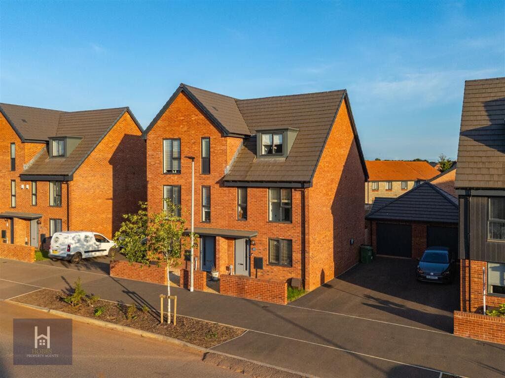 Main image of property: Dowsell Way, Yate