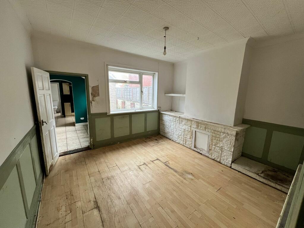 Additional property image - Ashes Road, Oldbury, B69