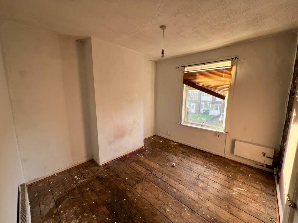 Additional property image - Ashes Road, Oldbury, B69