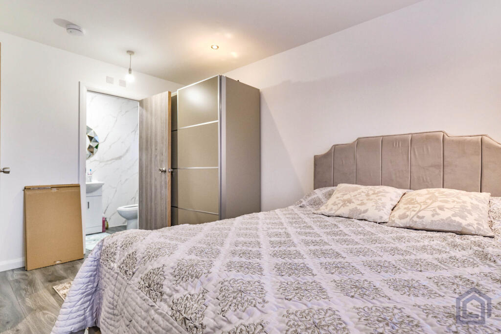 Additional property image - Drews Holloway, Halesowen, B63