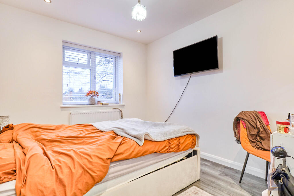Additional property image - Drews Holloway, Halesowen, B63