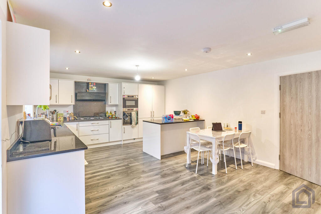 Additional property image - Drews Holloway, Halesowen, B63