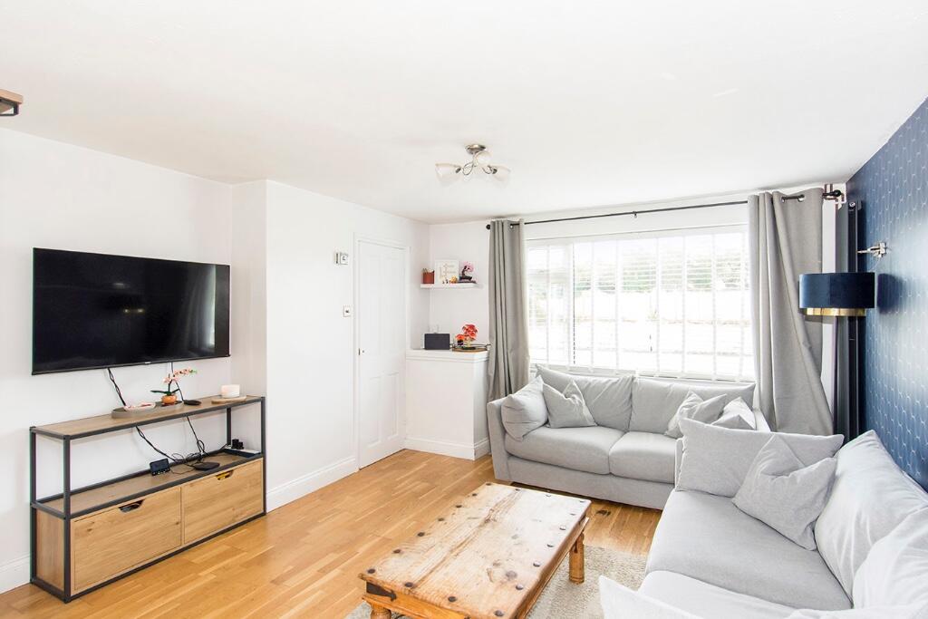 Main image of property: Hopton Fields, Market Harborough, Leicestershire, LE16