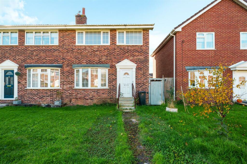 3 bedroom house for sale in Rectory Close, Yate, BS37