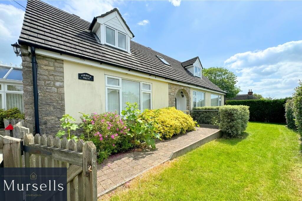 4 bedroom detached house for sale in Eldons Drove, Lytchett Matravers