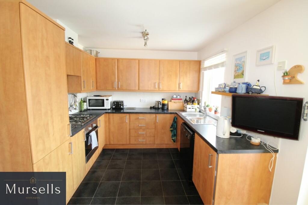 Additional property image - Broomhill Way, Poole, BH15