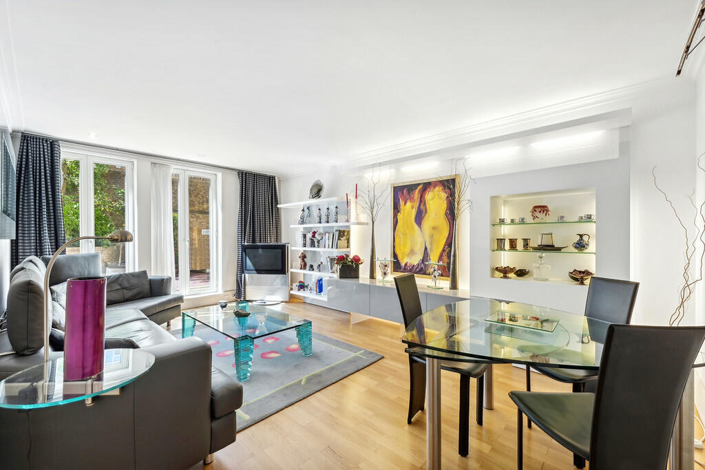 Main image of property: Kings Chelsea