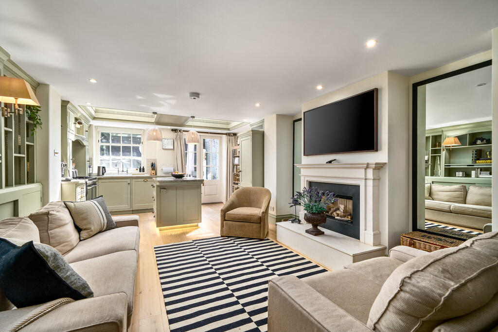 Main image of property: Billing Place, Chelsea