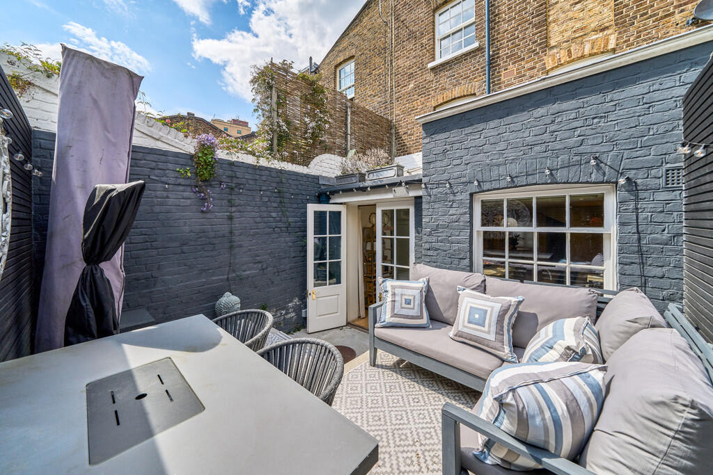Main image of property: Billing Place, Chelsea