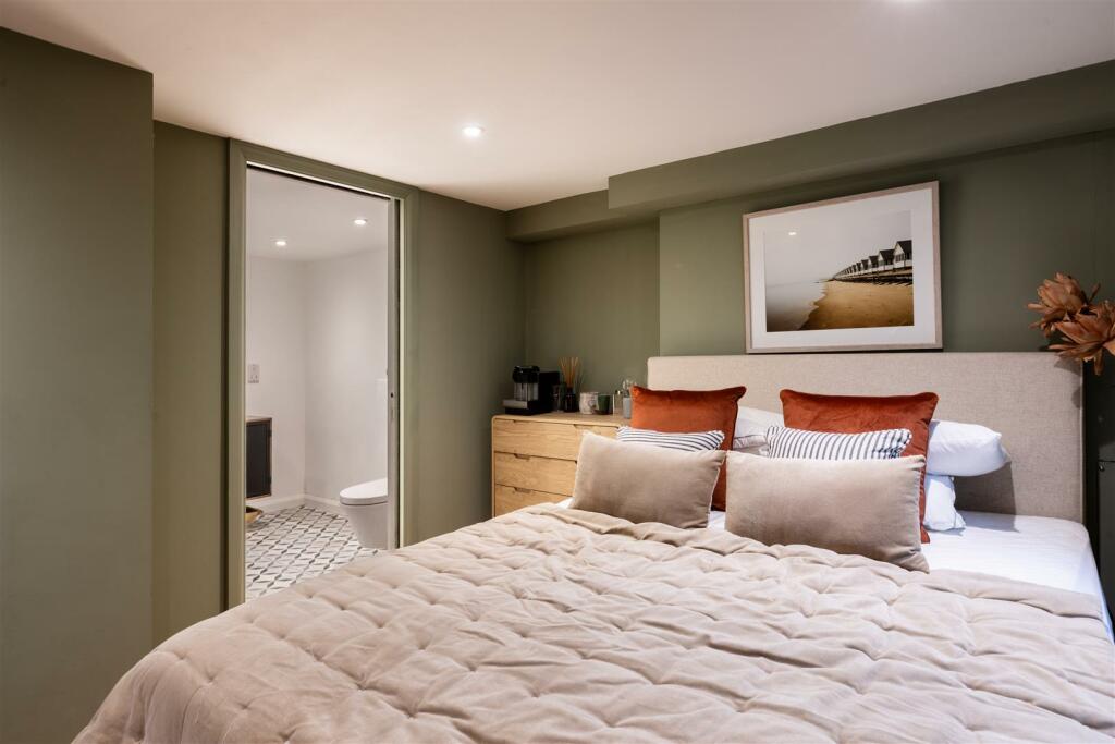 Additional property image - Kensington Place, Brighton