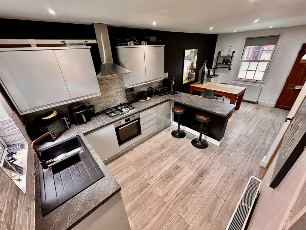 Additional property image - Rugby Road, Leamington Spa