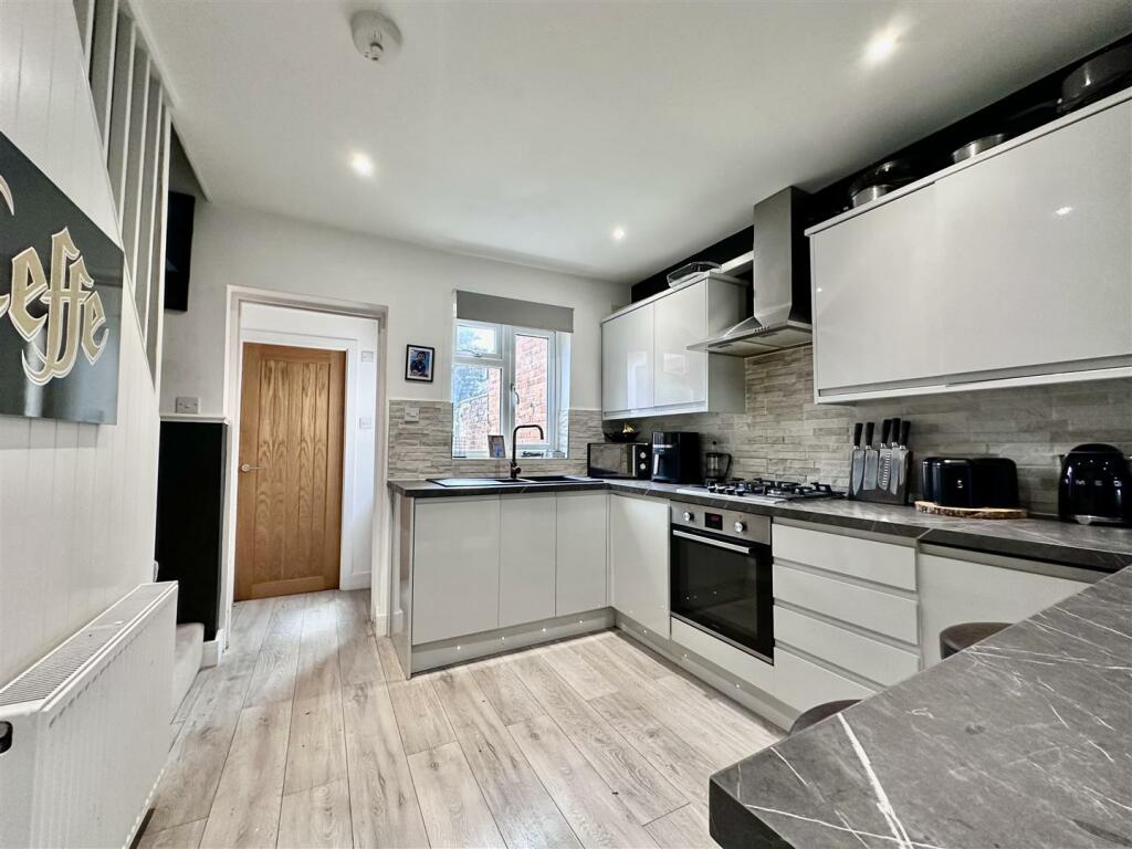 Additional property image - Rugby Road, Leamington Spa