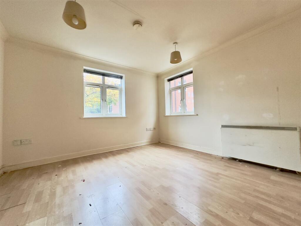Additional property image - Coventry Road, Warwick