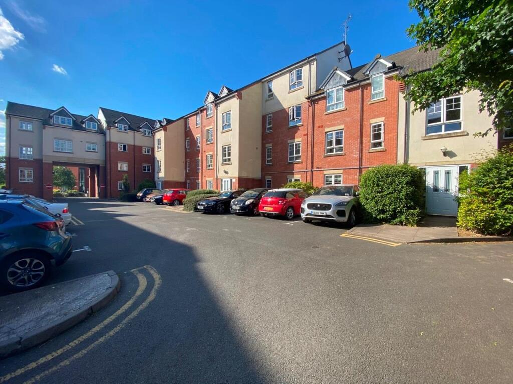 Main image of property: Turberville Place, Warwick