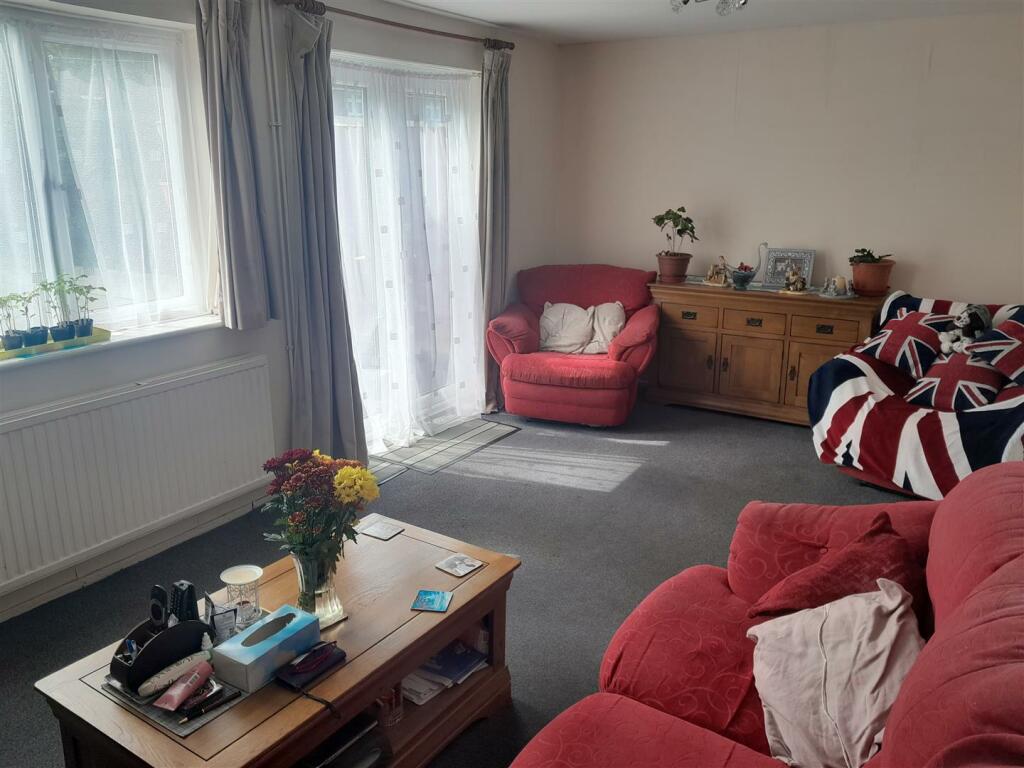 Additional property image - Lamberhurst Close, Orpington