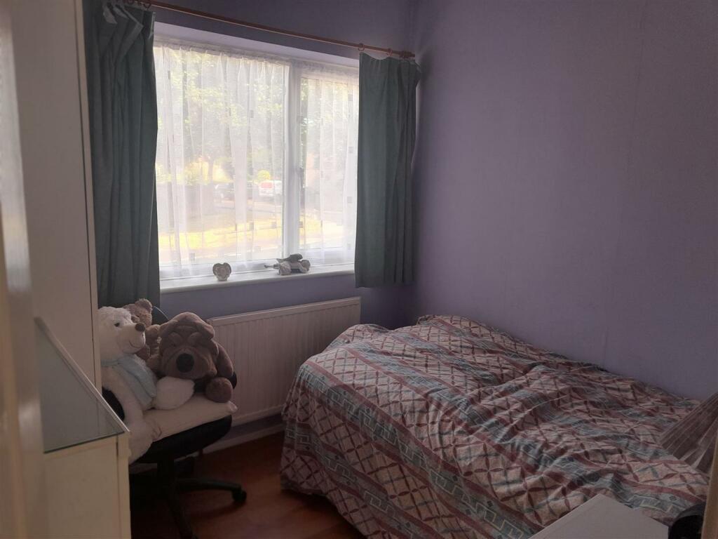 Additional property image - Lamberhurst Close, Orpington