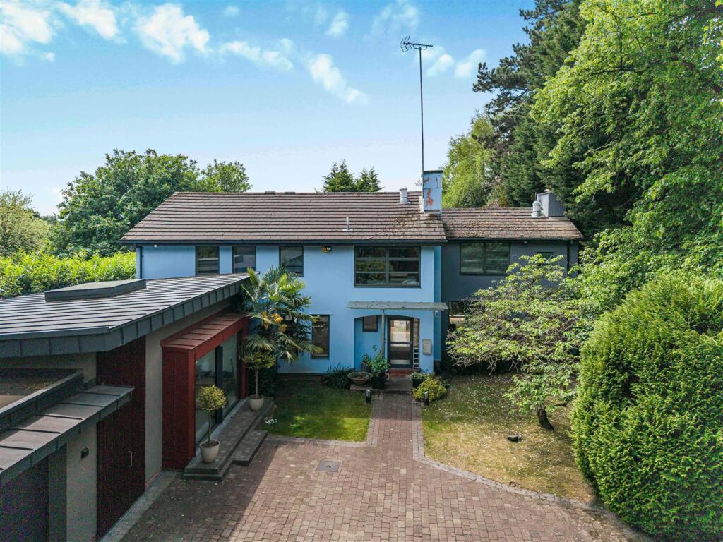 Main image of property: Park Road, Bowdon