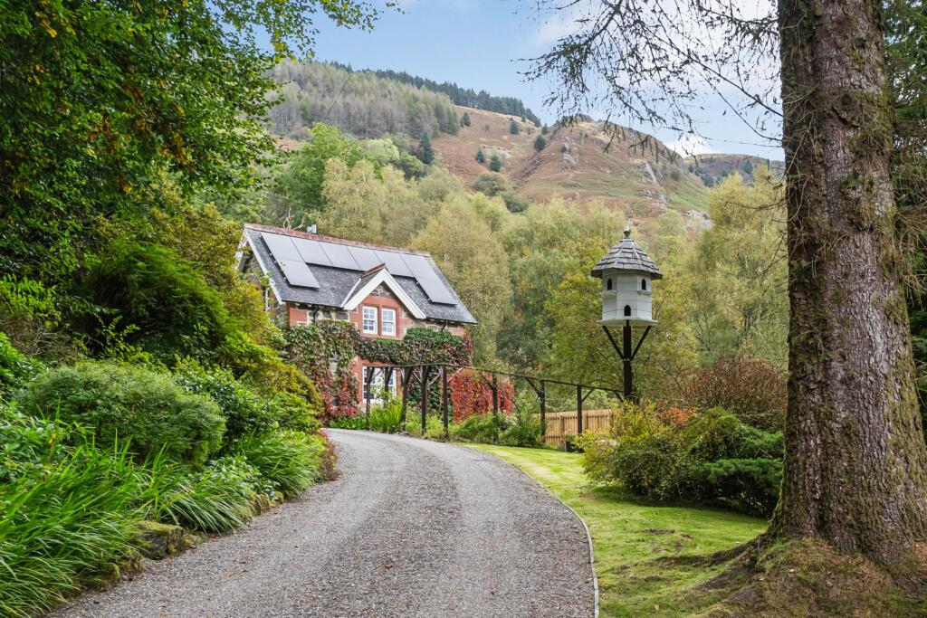 Main image of property: Creag Ard Lodge, Lochard Road, Aberfoyle, Stirling