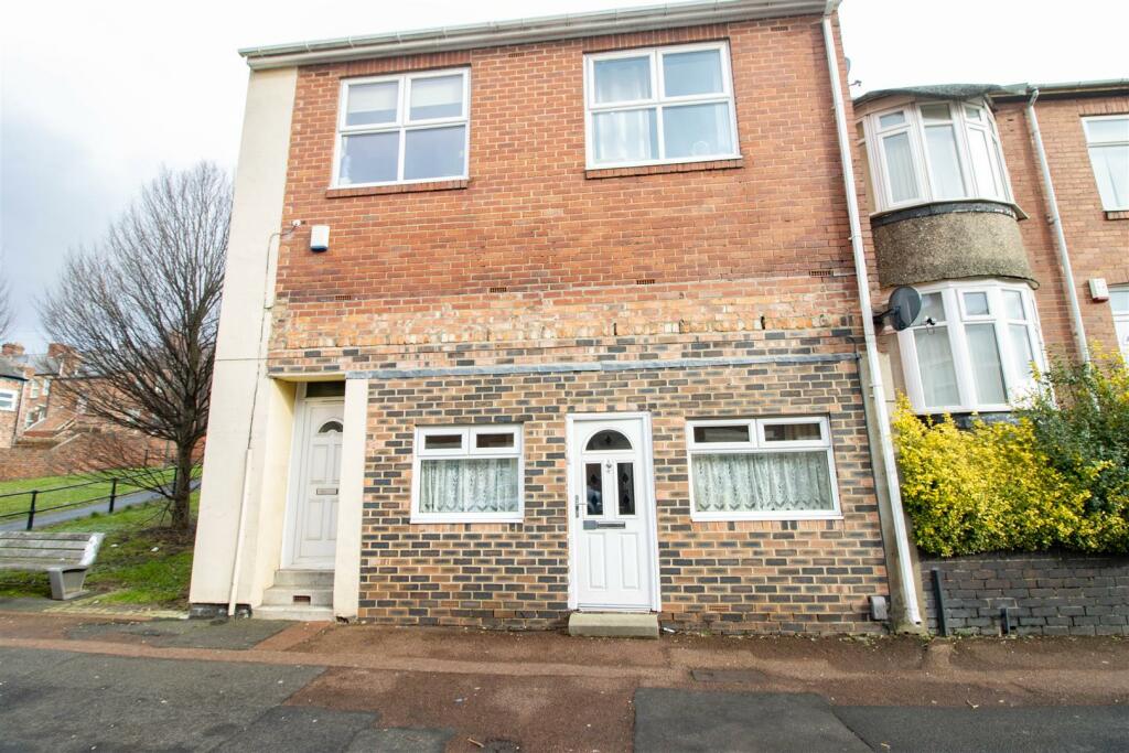 1 bedroom flat for sale in Saltwell Road, Gateshead, NE8