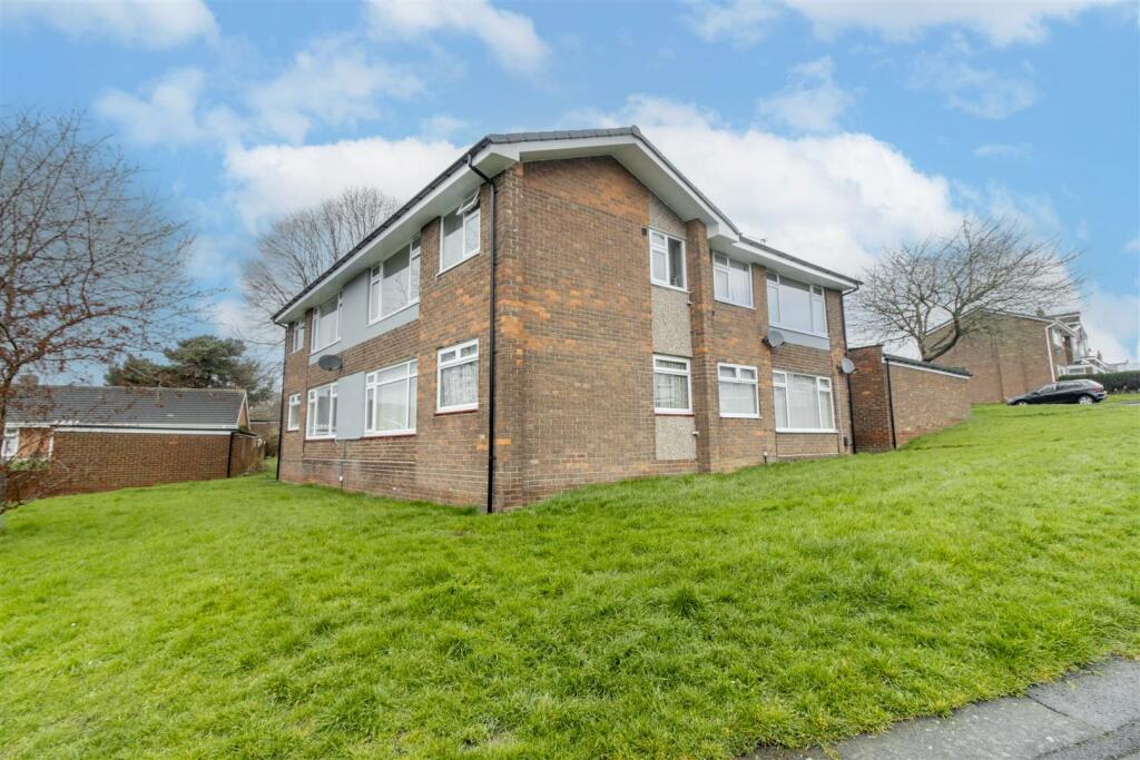 1 bedroom ground floor flat for sale in Crathie, Birtley, Chester Le