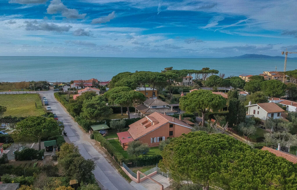 Tuscany Villa for sale