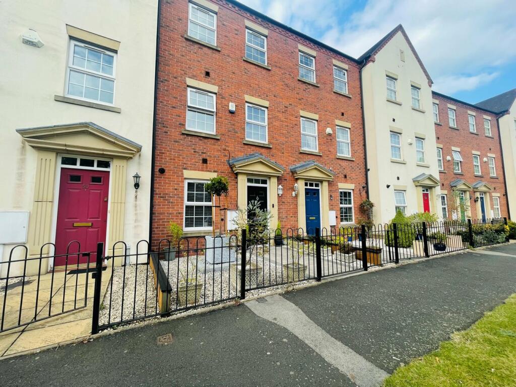 Additional property image - Pennyhill Lane, West Bromwich, B71