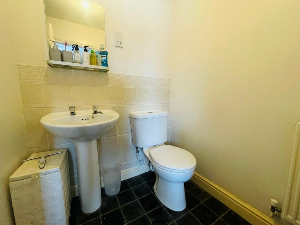 Additional property image - Pennyhill Lane, West Bromwich, B71